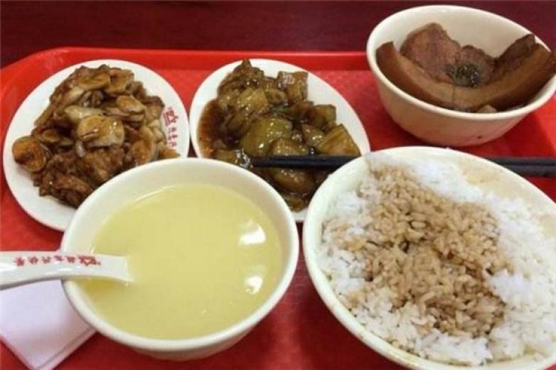 春轩亭快餐店加盟
