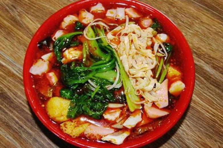 川之味麻辣烫加盟