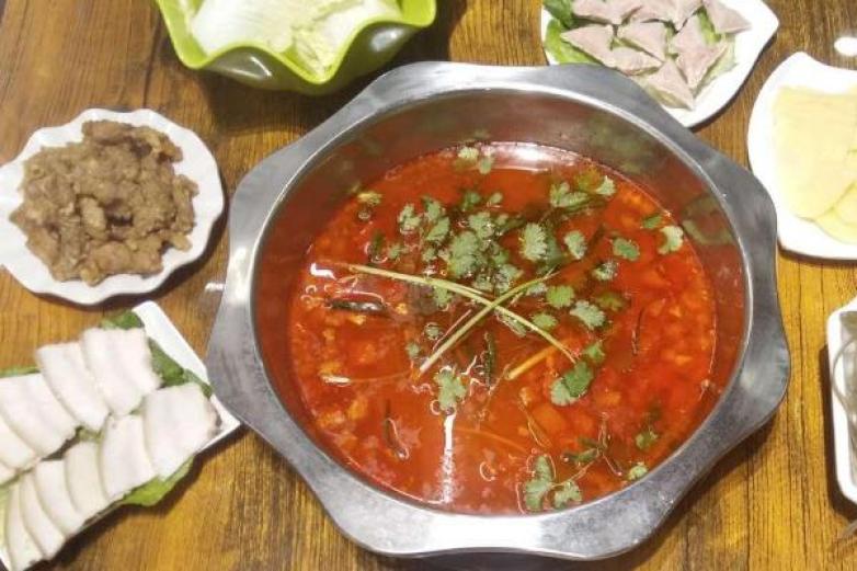 有一招酸汤火锅加盟