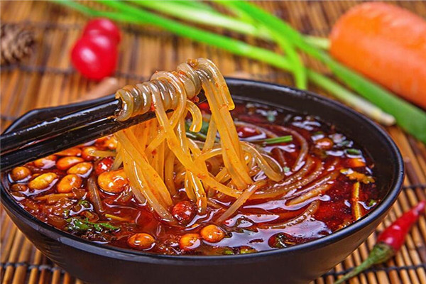 香香酸辣粉加盟