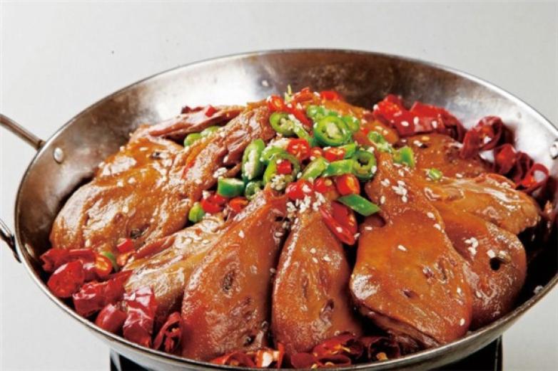 东方龙干锅鸭头