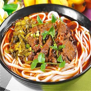 啊城牛肉汤粉店加盟