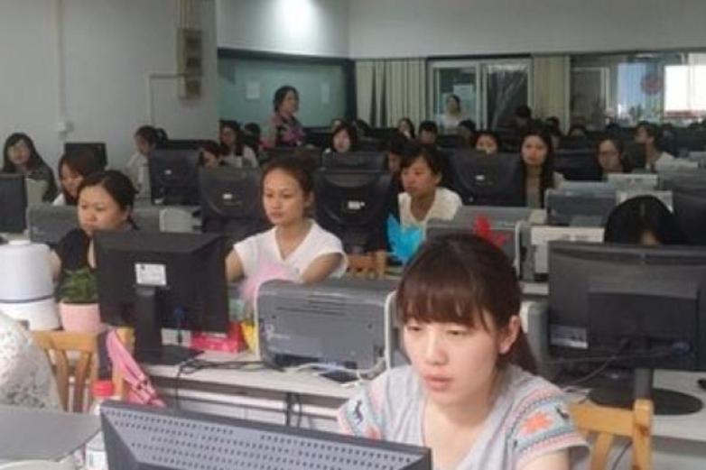 育德教育加盟