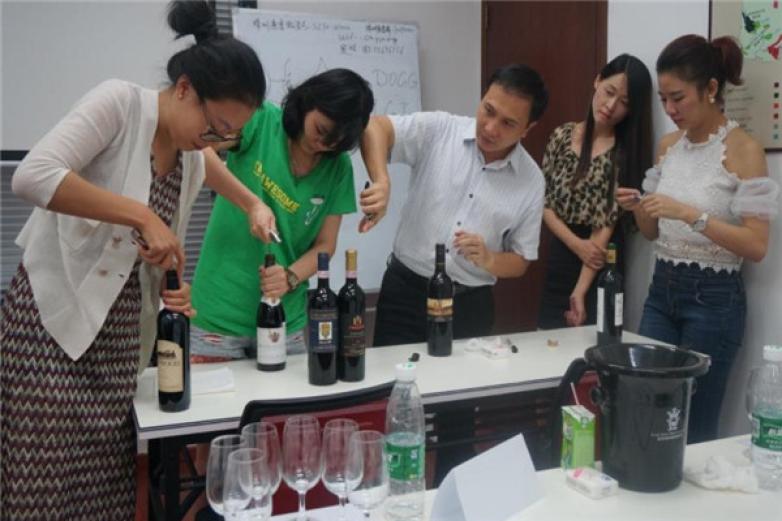 逸香葡萄酒教育加盟