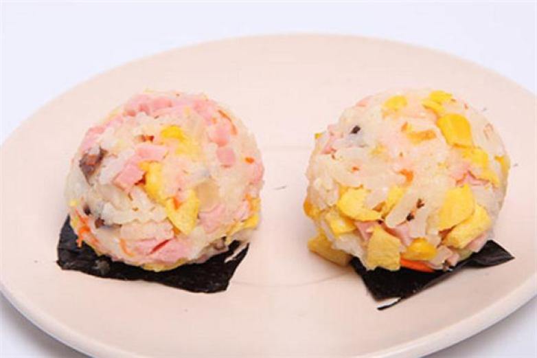 团味小仙肉卷饭团烧加盟