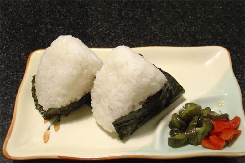 饭小乂饭团加盟