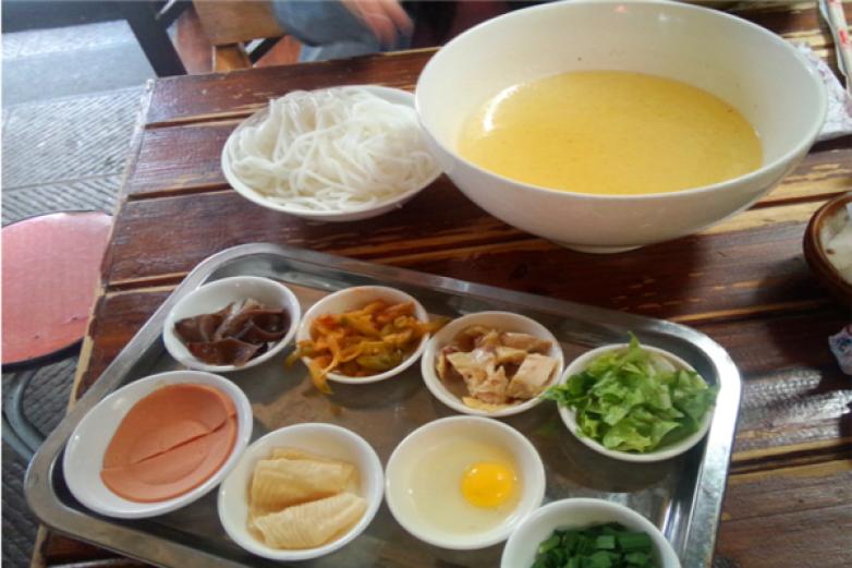 大理寺过桥米线加盟