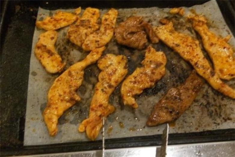 金釜川韩式自助烤肉加盟