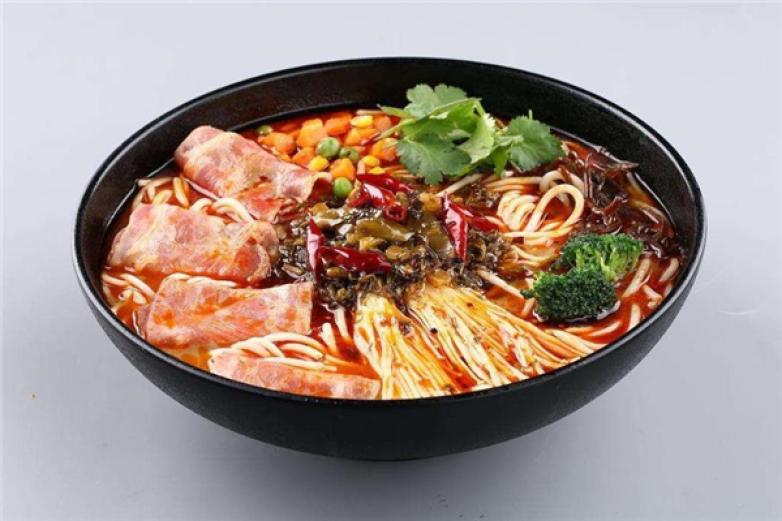 云味馆过桥米线加盟