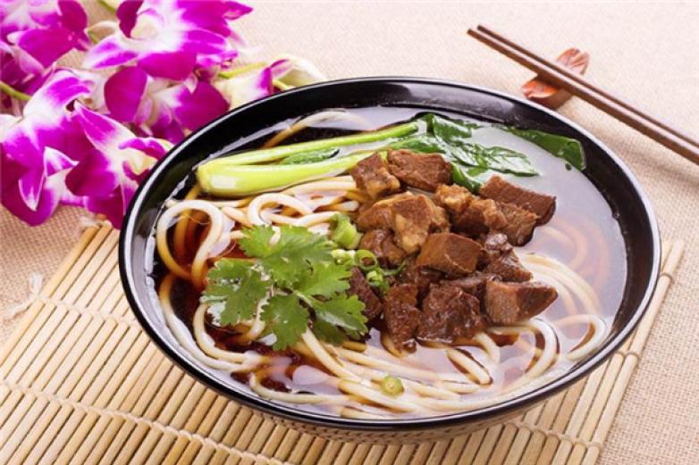 三品王牛肉粉加盟