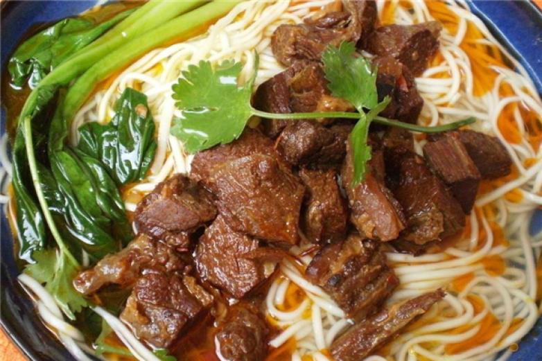 三品王牛肉粉加盟