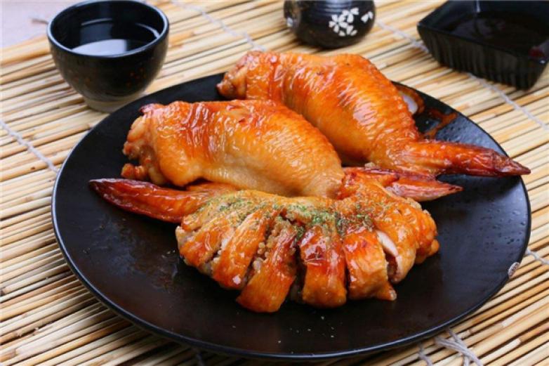满口香鸡翅包饭加盟