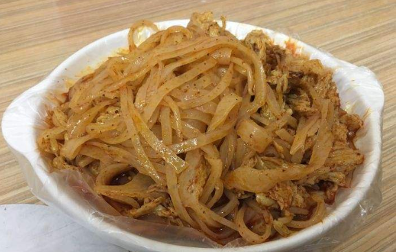 八亩沟擀面皮