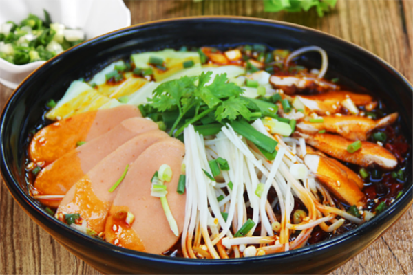 鲜师傅骨汤羊肉米粉加盟