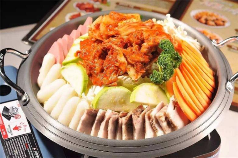 胖玻璃球自助烤肉芝士年糕火锅加盟