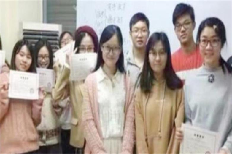 天弘业教育培训加盟