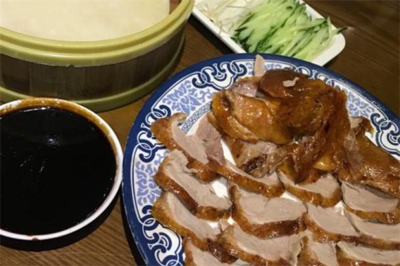 褚记北京烤鸭店加盟