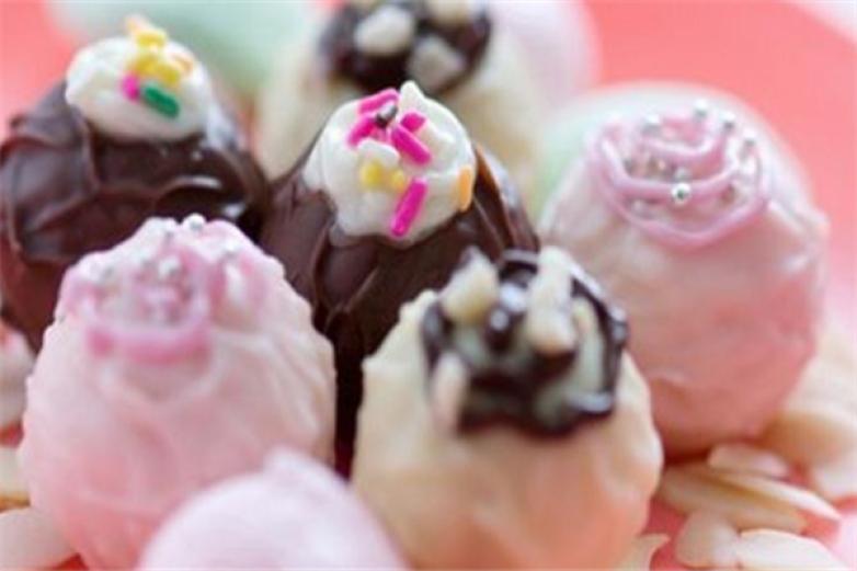 圆碌碌屋甜品加盟