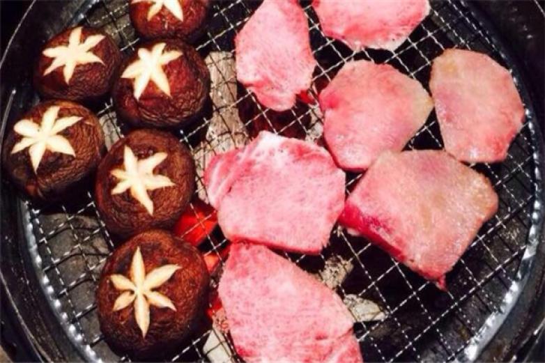 御牛道日式料理炭火烤肉加盟