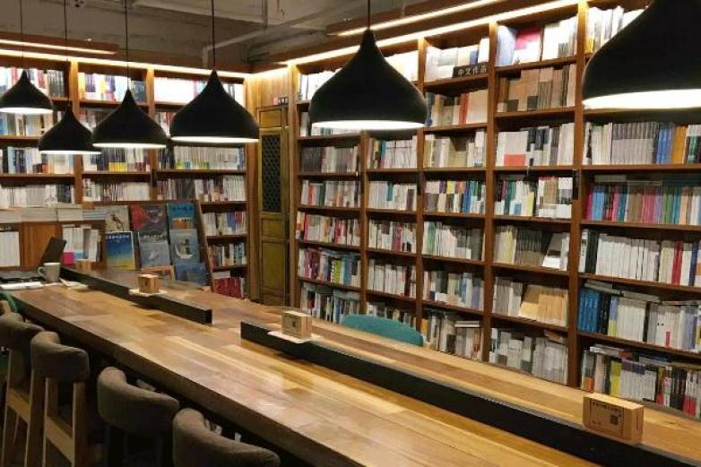 启心儿童书吧加盟