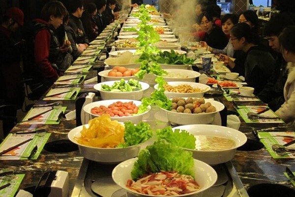 鲜回转自助火锅加盟