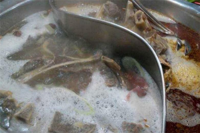 吴老大牛骨头火锅加盟