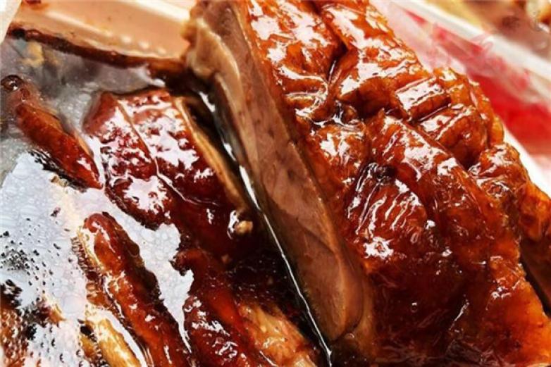 章云板鸭店加盟