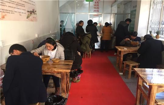 蒙自带皮小黄牛米线加盟 蒙自带皮小黄牛米线加盟