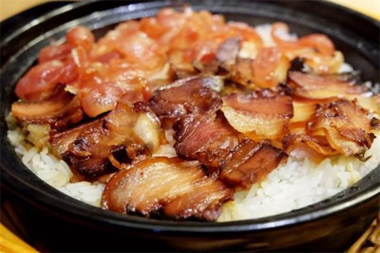 鼎朝天广式煲仔饭加盟