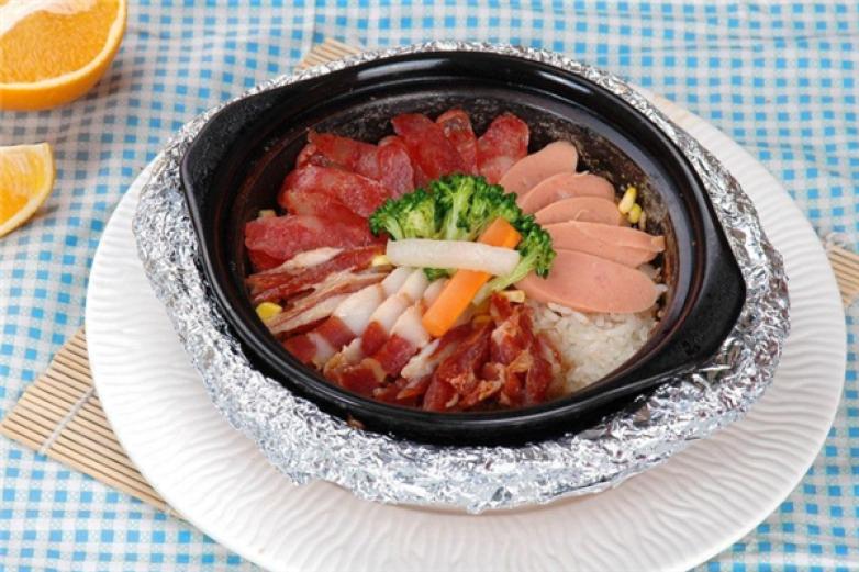 黄特家广式煲仔饭加盟