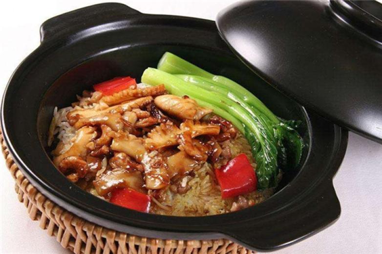 锅巴郎特色煲仔饭