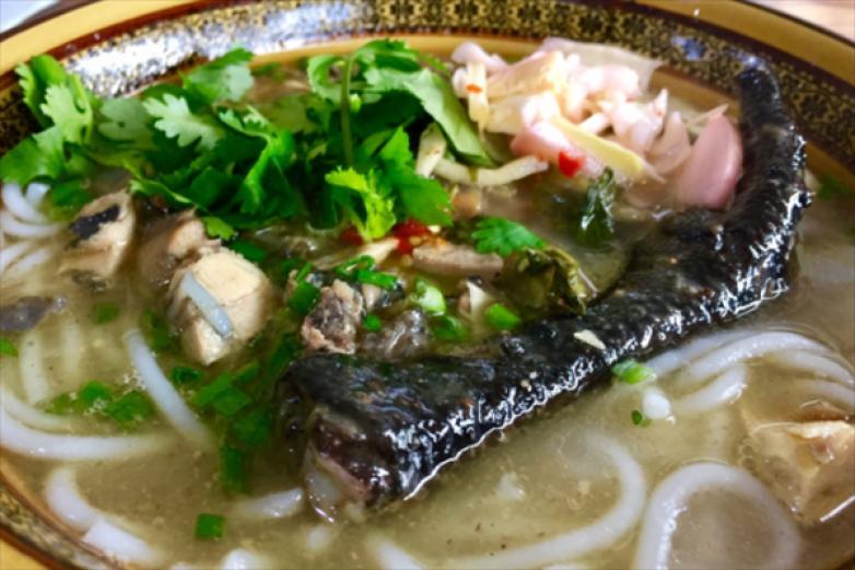 望云丽土鸡米线加盟