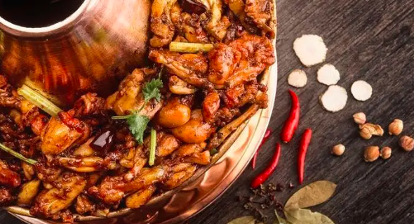 霸王蛙炭火蛙锅