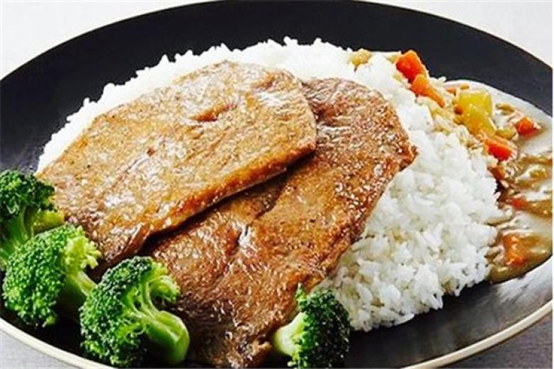 食巢扒王鸡扒饭加盟