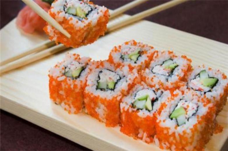 极上馆日本料理加盟